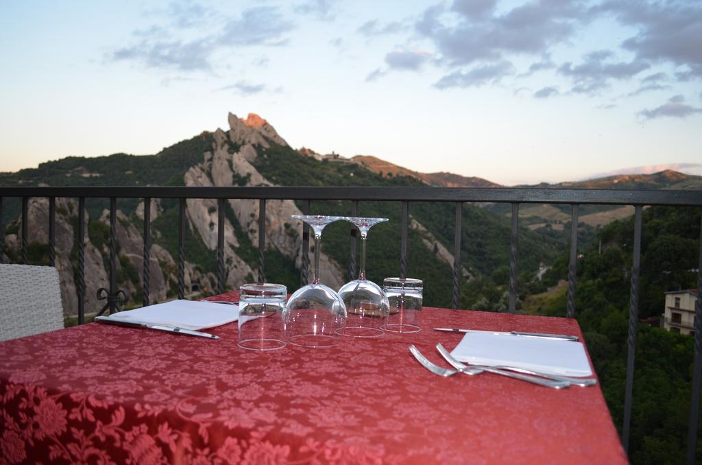 La Locanda Di Castromediano Castelmezzano Eksteriør bilde